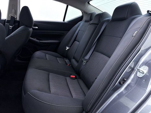 Used 2021 Nissan Altima 2.5 SV w/ SV Premium Package image 37