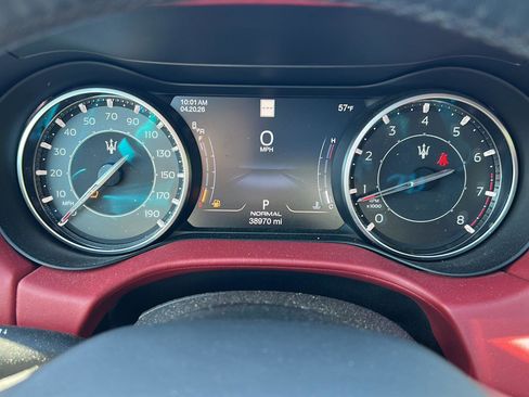 Used 2022 Maserati Ghibli Modena RWD image 12