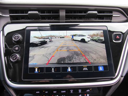 Used 2023 Chevrolet Bolt EUV Premier w/ Sun & Sound Package image 22