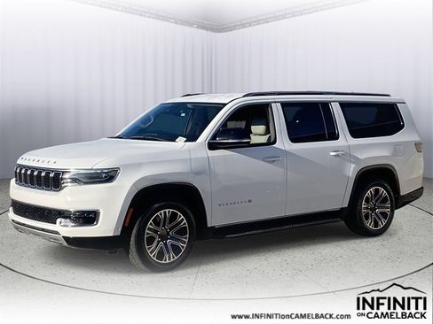 Used 2023 Jeep Wagoneer L Series II image 1