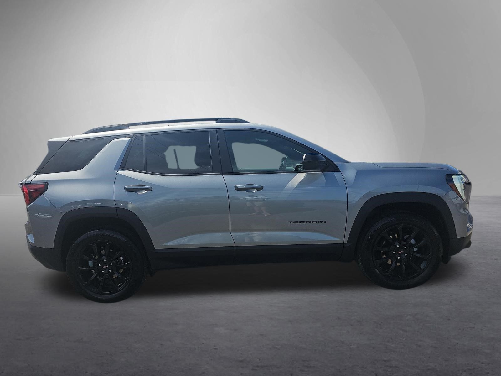 Used 2026 GMC Terrain Elevation w/ Elevation Premium Package AWD/4WD image 2