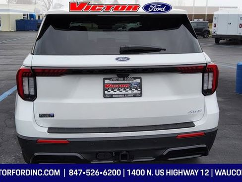 New 2026 Ford Explorer ST-Line w/ ST-Line Street Pack image 3