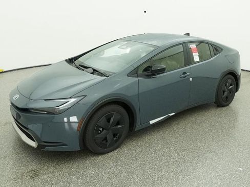 New 2026 Toyota Prius SE image 1