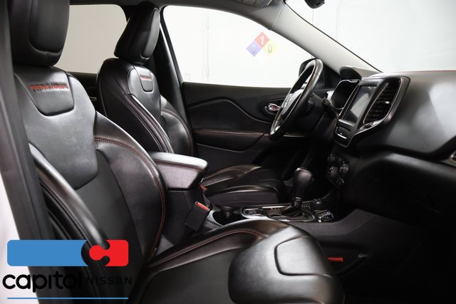 Used 2020 Jeep Cherokee Trailhawk w/ Cold Weather Group AWD/4WD image 28