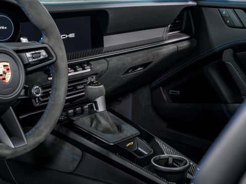 Used 2022 Porsche 911 GT3 image 22