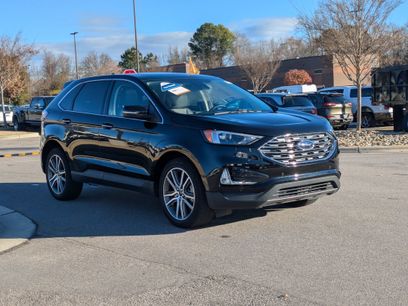 Certified 2022 Ford Edge Titanium w/ Class II Trailer Tow Package
