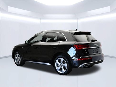 Certified 2023 Audi Q5 2.0T Premium Plus w/ Premium Plus Package AWD/4WD image 4