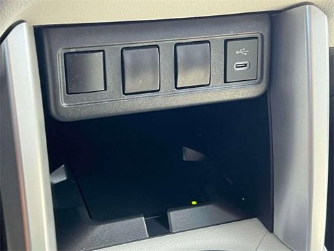 Certified 2024 Toyota Corolla Cross LE image 34