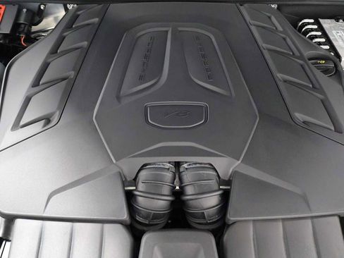 Certified 2026 Porsche Cayenne S AWD/4WD image 42