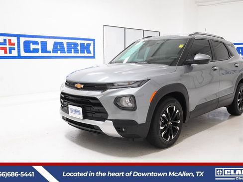 Used 2023 Chevrolet TrailBlazer LT FWD image 1
