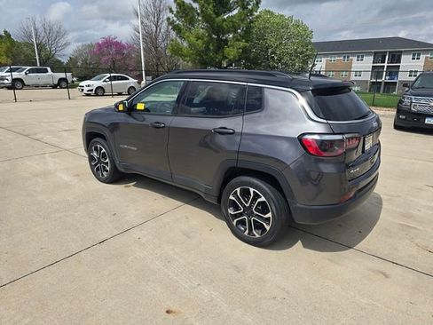 Used 2022 Jeep Compass Limited image 5