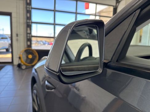 Used 2021 Tesla Model Y Long Range image 13