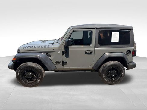 Used 2021 Jeep Wrangler Sport AWD/4WD image 4