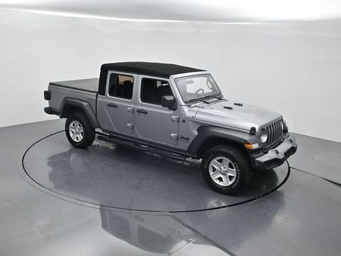 Used 2020 Jeep Gladiator Sport w/ Quick Order Package 24S AWD/4WD image 42
