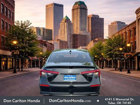Used 2024 Honda Civic EX image 5