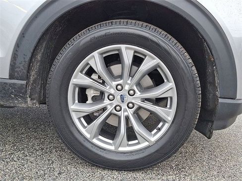 Certified 2022 Ford Explorer Limited w/ Equipment Group 301A image 27