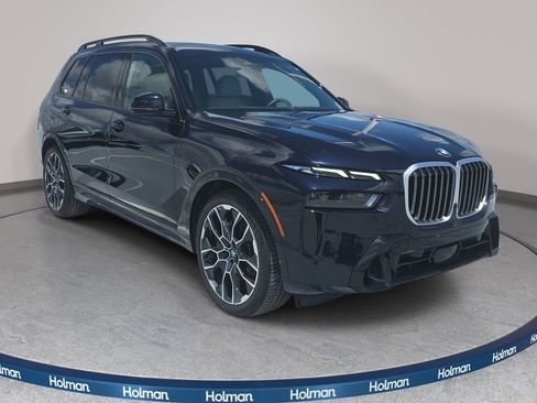 Used 2026 BMW X7 xDrive40i w/ M Sport Package AWD/4WD image 4