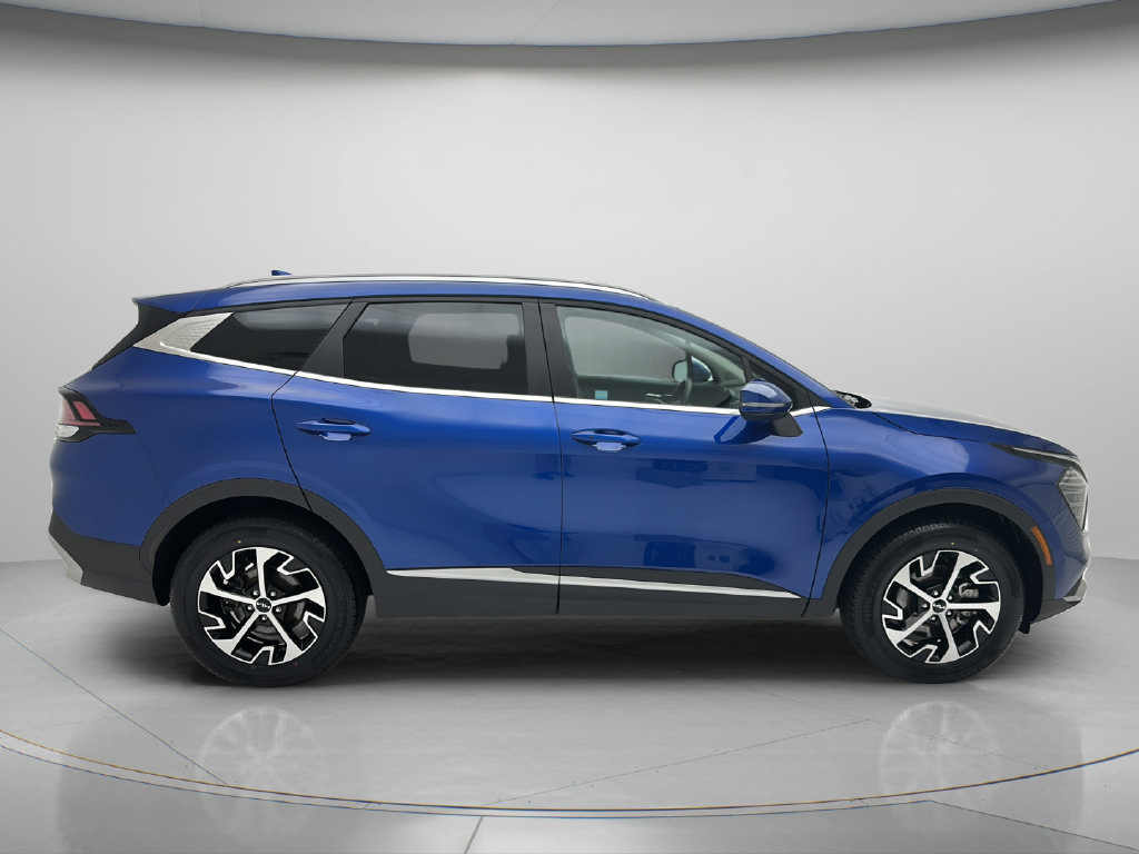 Used 2024 Kia Sportage EX AWD/4WD image 6