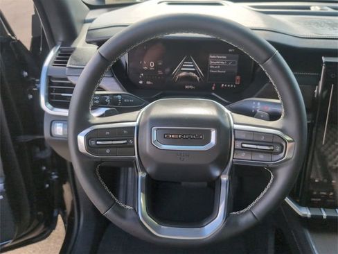 Used 2024 GMC Acadia Denali image 11