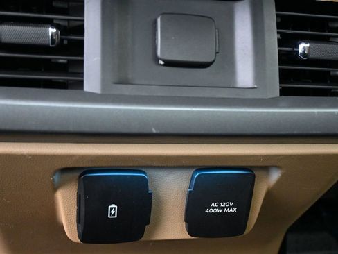 Used 2021 Ford F150 Lariat image 21