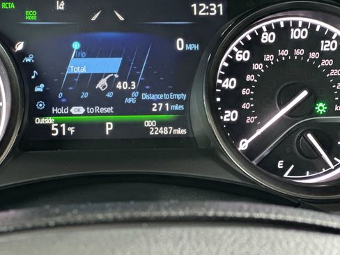 Used 2022 Toyota Camry XSE w/ Navigation Upgrade Package image 25