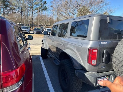 Used 2023 Ford Bronco Big Bend w/ Sasquatch Package image 4