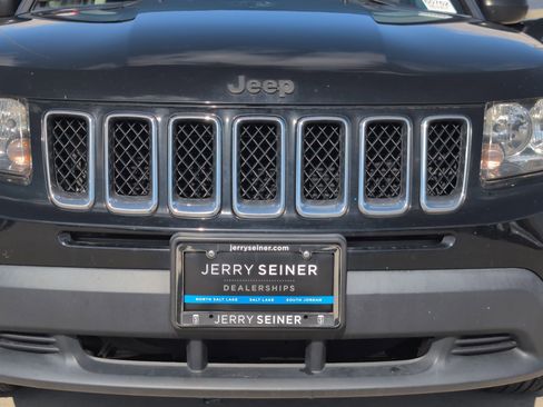 Used 2016 Jeep Compass Sport w/ Power Value Group image 9