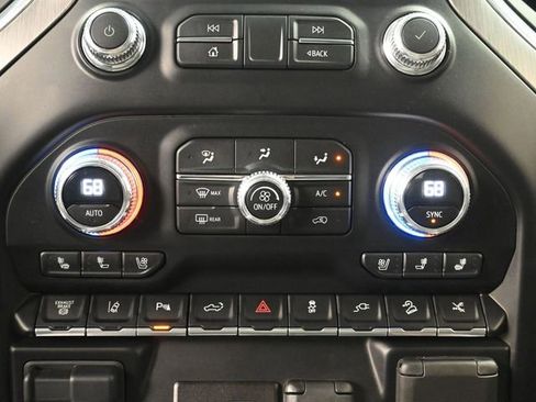 Used 2023 GMC Sierra 2500 Denali w/ Denali Ultimate Package image 19