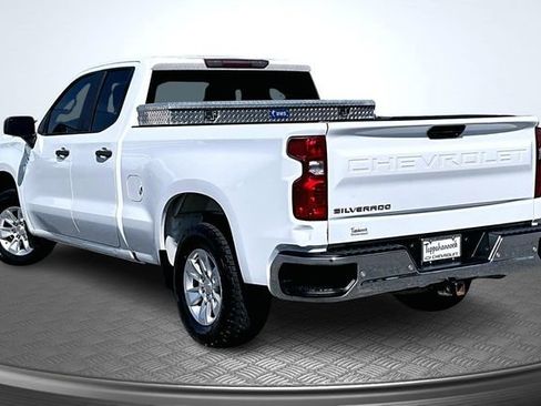 Used 2021 Chevrolet Silverado 1500 W/T w/ WT Value Package image 4