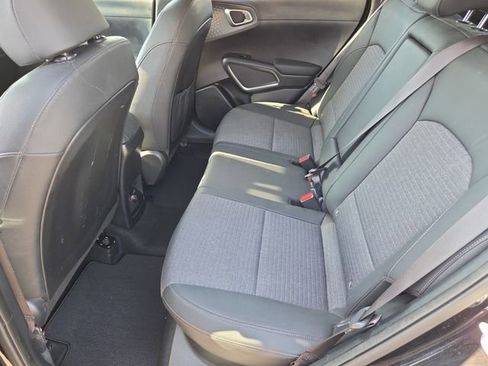 Used 2020 Kia Soul EX w/ Option Group 015 FWD image 12