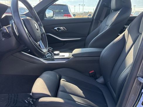 Used 2021 BMW 330i xDrive Sedan w/ Convenience Package image 23