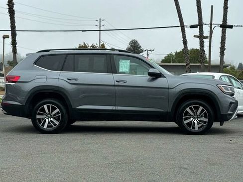 Used 2023 Volkswagen Atlas SE FWD image 3