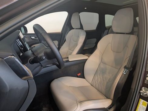 Used 2026 Volvo XC60 B5 Plus w/ Climate Package image 12