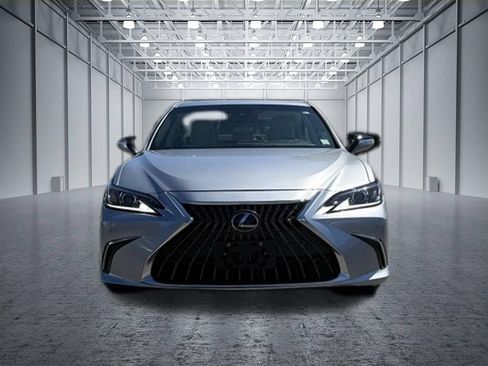 Used 2024 Lexus ES 300h w/ Premium Package FWD image 19