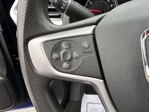 Used 2023 GMC Acadia SLE w/ Driver Convenience Package image 24