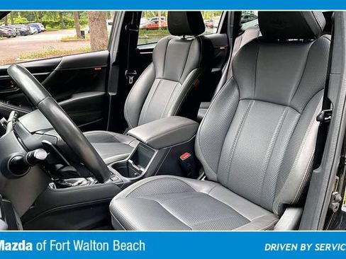 Used 2023 Subaru Forester Wilderness w/ Wilderness Package AWD/4WD image 18