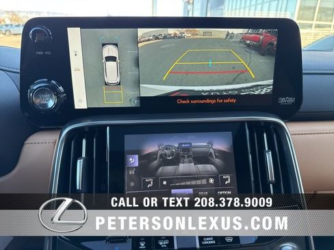 New 2026 Lexus LX 600 4WD w/ Luxury Package image 17