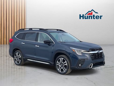Certified 2025 Subaru Ascent Touring w/ Popular Package #2 image 1