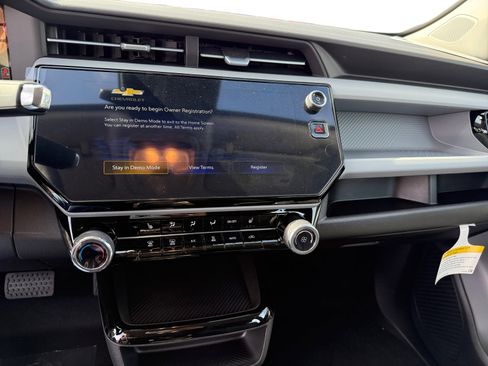 New 2027 Chevrolet Bolt LT w/ Comfort Package image 12