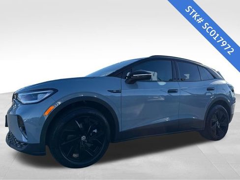 New 2025 Volkswagen ID.4 Pro S Plus image 3