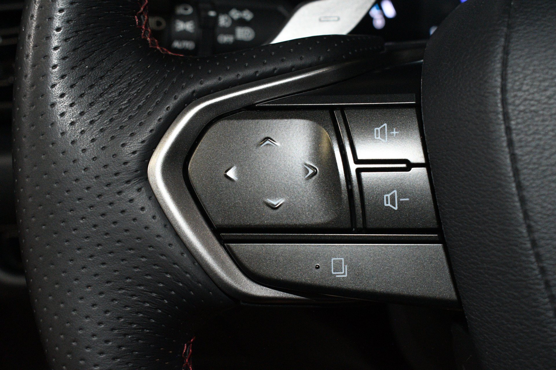 Used 2025 Lexus NX 450h+ F Sport w/ Accessory Package (Z2) AWD/4WD image 27