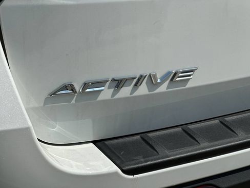 Used 2026 Ford Explorer Active RWD image 29
