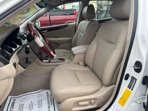 Used 2003 Lexus ES 330 FWD image 10