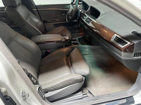 Used 2004 BMW 745Li RWD image 22