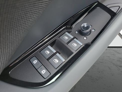 New 2026 Audi Q3 quattro 2.0T AWD/4WD image 20