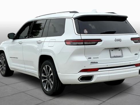 Used 2022 Jeep Grand Cherokee L Overland w/ Luxury Tech Group IV AWD/4WD image 12