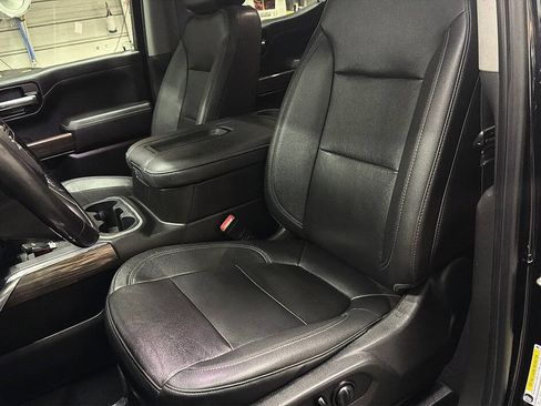 Used 2021 Chevrolet Silverado 1500 RST AWD/4WD image 4