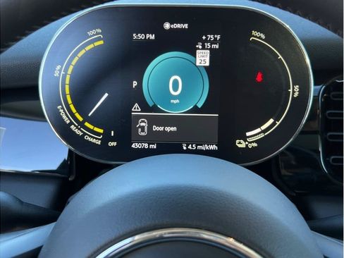 Used 2023 MINI Cooper SE FWD image 11