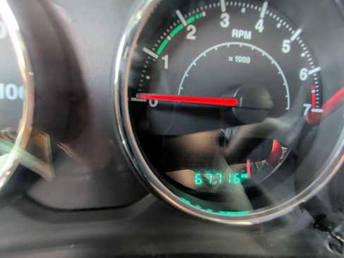 Certified 2018 Jeep Wrangler Unlimited Sport S image 17