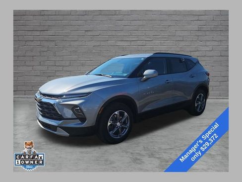 Used 2024 Chevrolet Blazer LT w/ Convenience Package FWD image 1